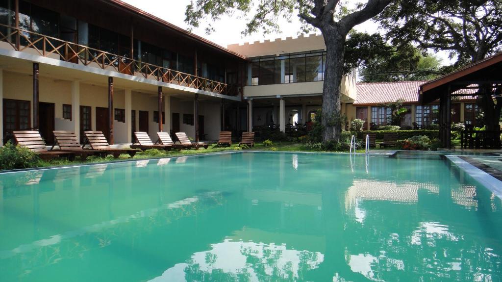 Taprospa Tissa Tissamaharama Exterior photo